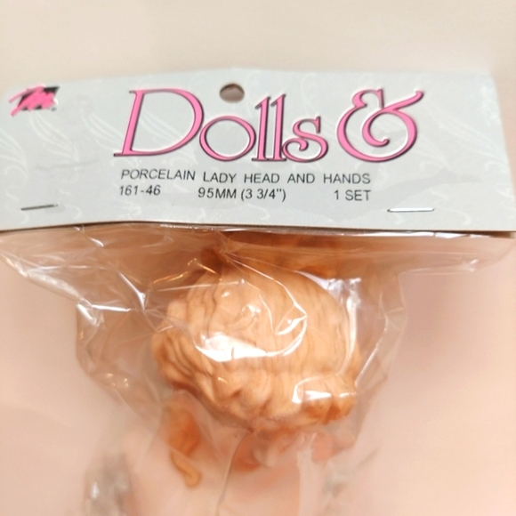 Vintage Porcelain Lady Head and Hands Set by Mangelsen's Original packaging NWT - Picture 5 of 8